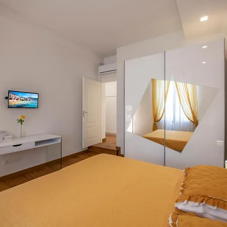 Mamo - Cherubini Apartment