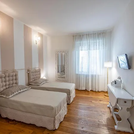 Mamo - Cherubini Apartment